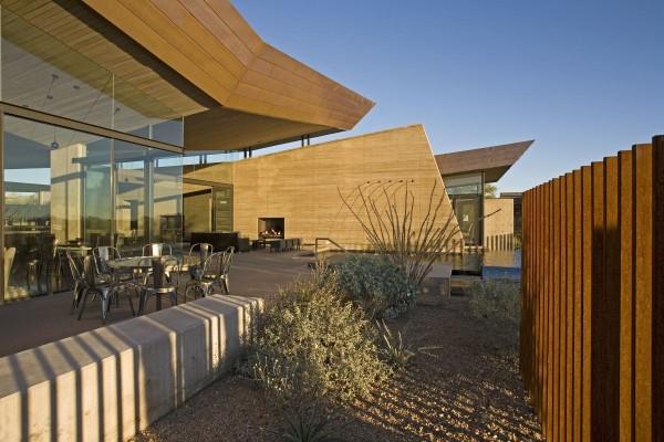 Desert Wing House