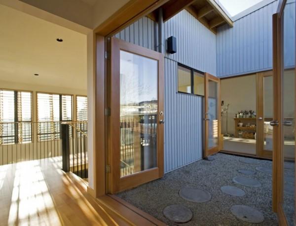 The Screen House