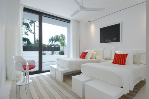 Sotogrande House by A-cero Architects