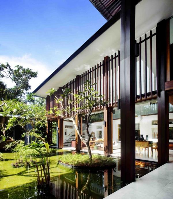 The Sun House by Guz Architects