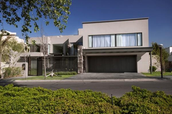 Casa LC Residence