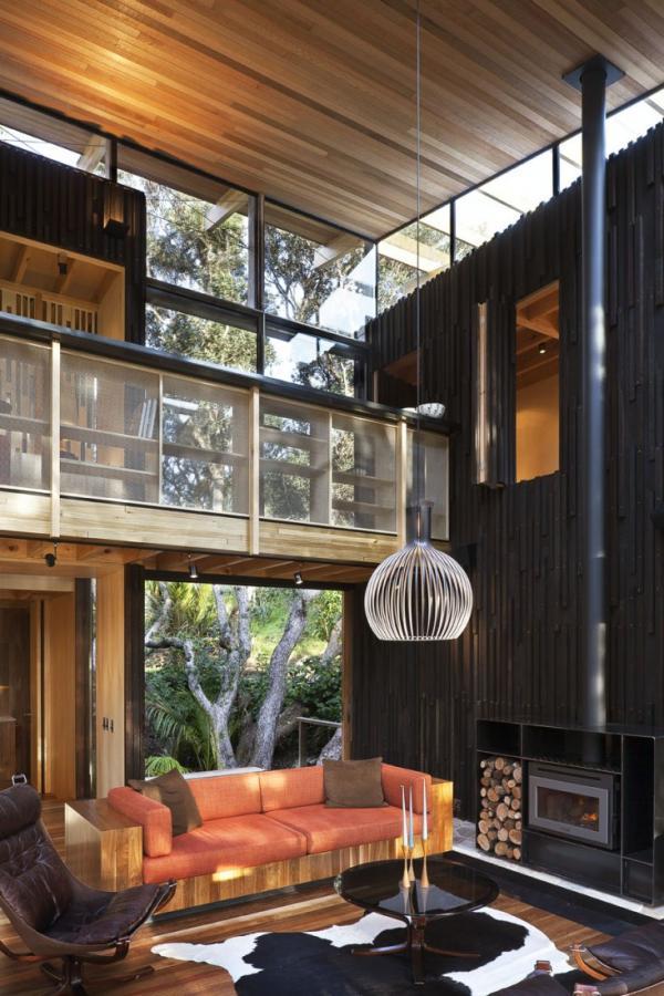 Under Pohutukawa Beach House