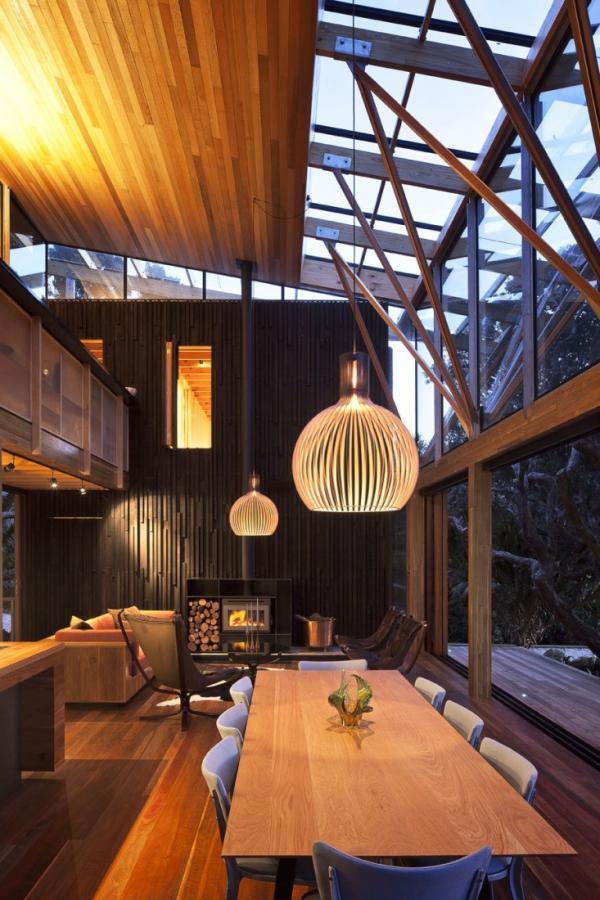 Under Pohutukawa Beach House