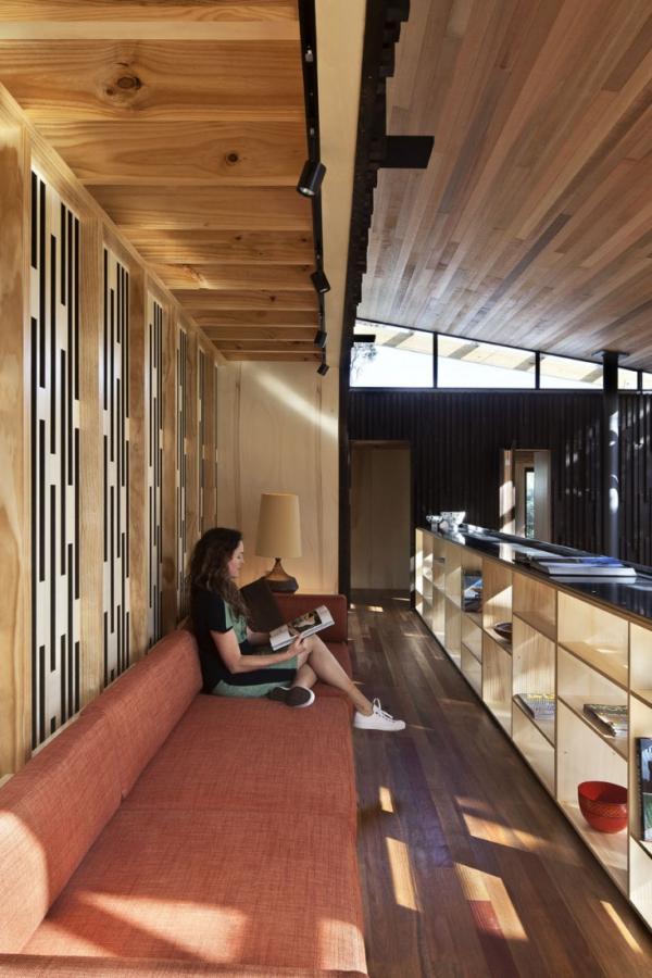 Under Pohutukawa Beach House