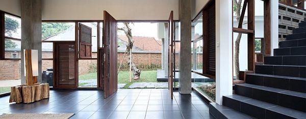 The Distort House