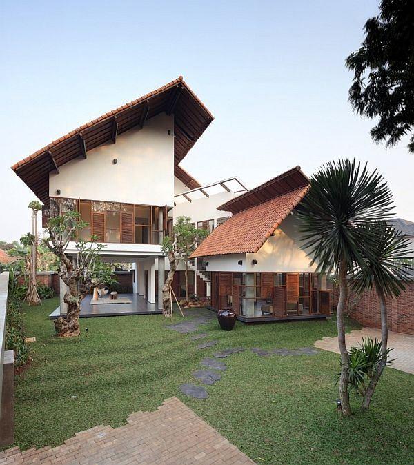 The Distort House