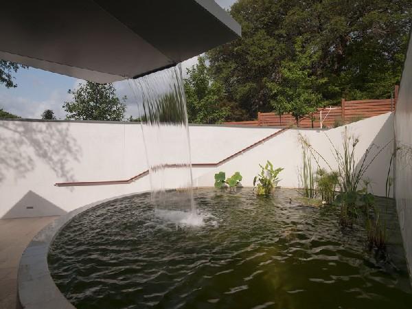 Cascading Creek House by Bercy Chen Studio