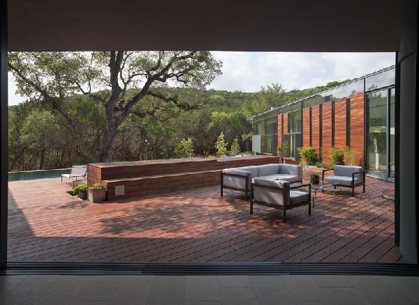 Cascading Creek House by Bercy Chen Studio