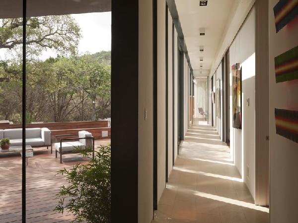 Cascading Creek House by Bercy Chen Studio