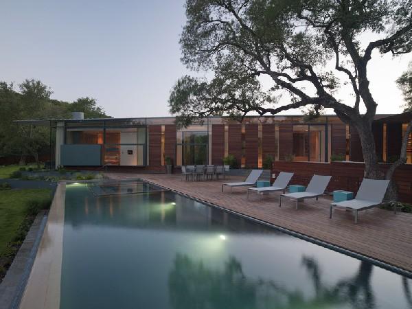 Cascading Creek House by Bercy Chen Studio