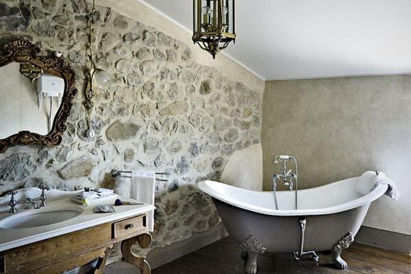 Beautiful Antique Villa In Italian Countryside
