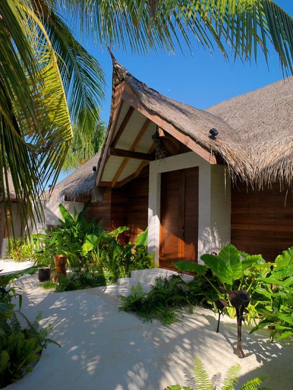 Jumeirah Vittaveli Resort in Maldives