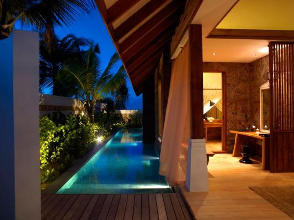 Jumeirah Vittaveli Resort in Maldives