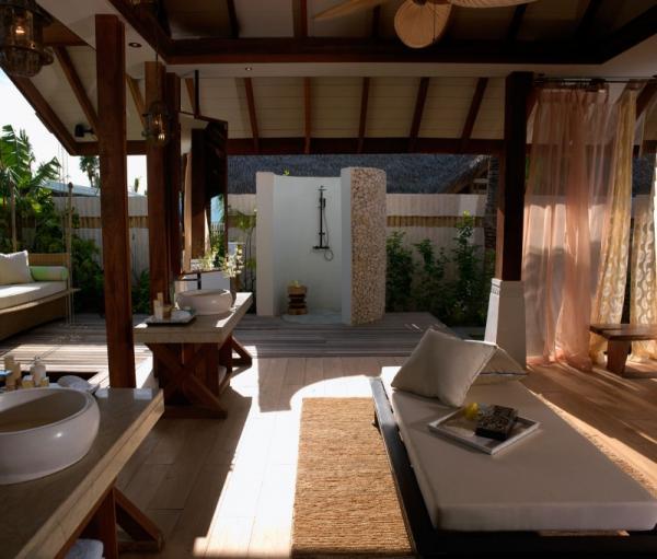 Jumeirah Vittaveli Resort in Maldives