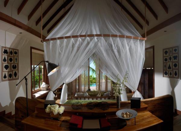 Jumeirah Vittaveli Resort in Maldives