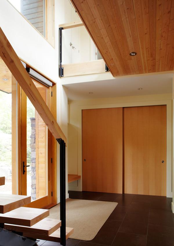 Mary Lake Residence