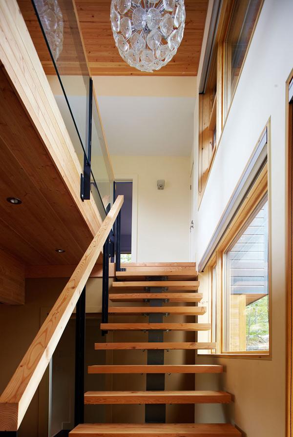 Mary Lake Residence