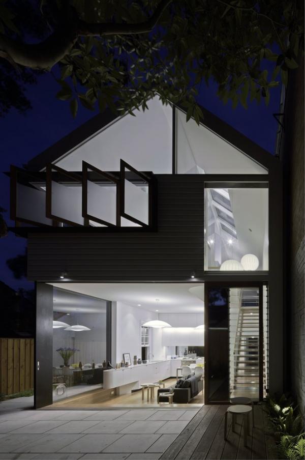 Elliott Ripper House by Christopher Polly Architect
