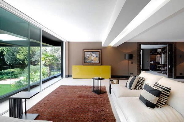 Spectacular Modern Villa in Madrid