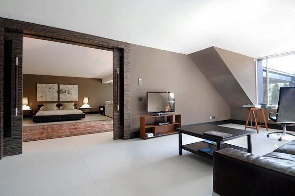 Spectacular Modern Villa in Madrid