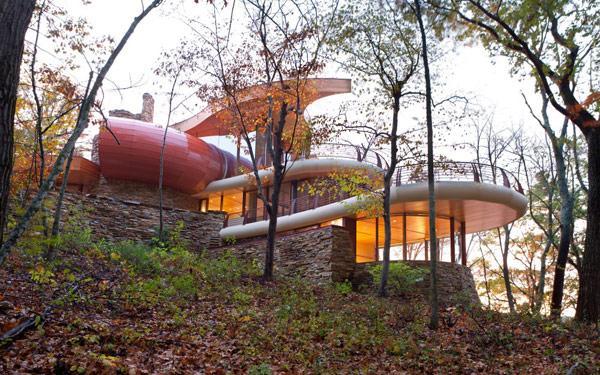 Chenequa Residence