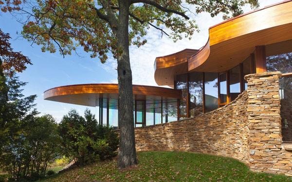 Chenequa Residence
