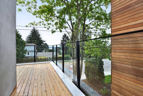 Beachaus I by Pb Elemental