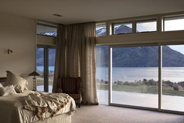 Lakefront Coburn Residence