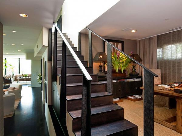 A Contemporary House in Los Angeles