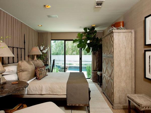 A Contemporary House in Los Angeles