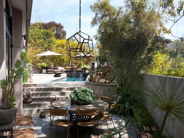 A Contemporary House in Los Angeles