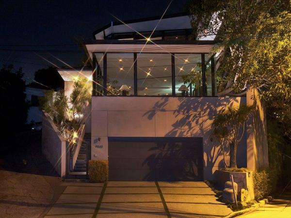 A Contemporary House in Los Angeles