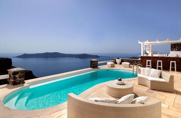 Amazing Sights at Tholos Luxury Hotel Resort