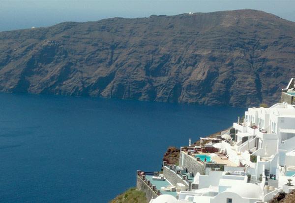 Amazing Sights at Tholos Luxury Hotel Resort