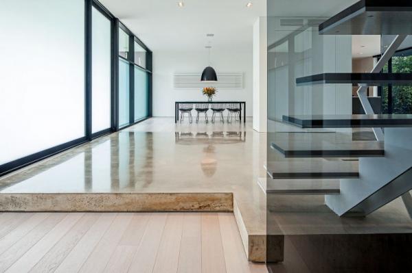 44 Belvedere Residence by Guido Constantino