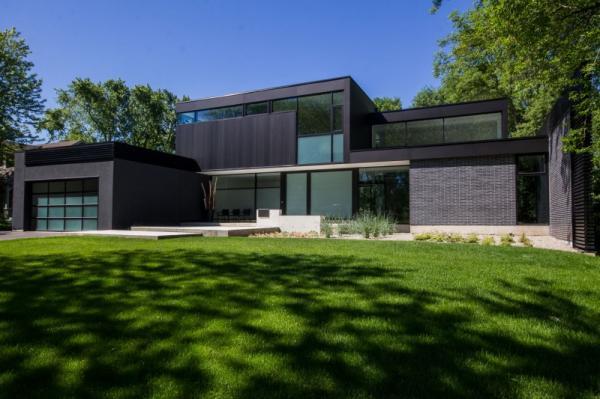 44 Belvedere Residence by Guido Constantino