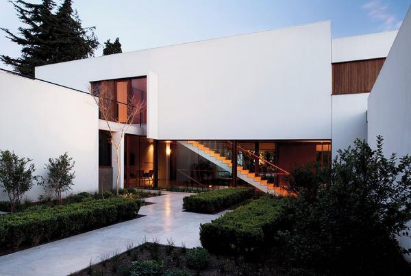 Fray León House