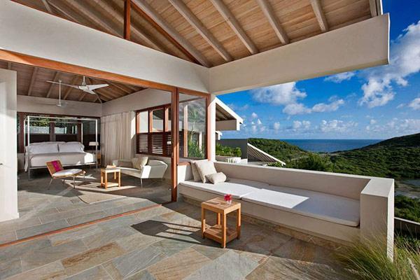 100 Pond Bay Estate