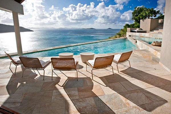 100 Pond Bay Estate