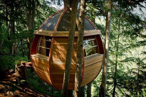HemLoft Treehouse by Joel Allen