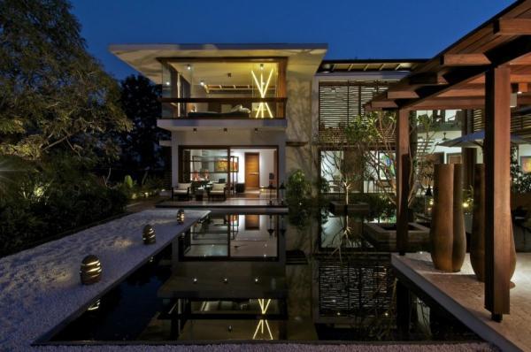 Courtyard House