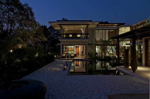 Courtyard House