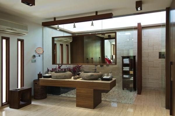 Courtyard House