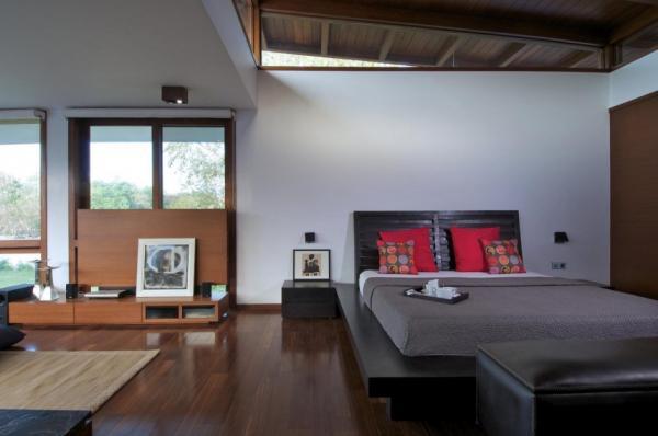 Courtyard House
