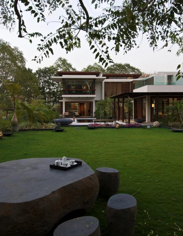 Courtyard House