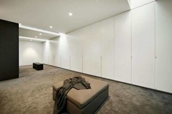 Domain Road Residence