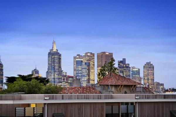 Domain Road Residence