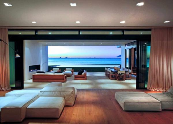 Beach Residence by Ralph Choeff