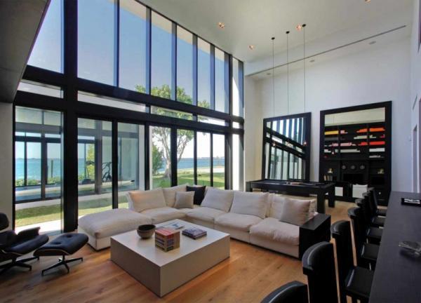Beach Residence by Ralph Choeff
