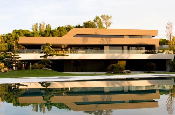 Spanish House by A-cero